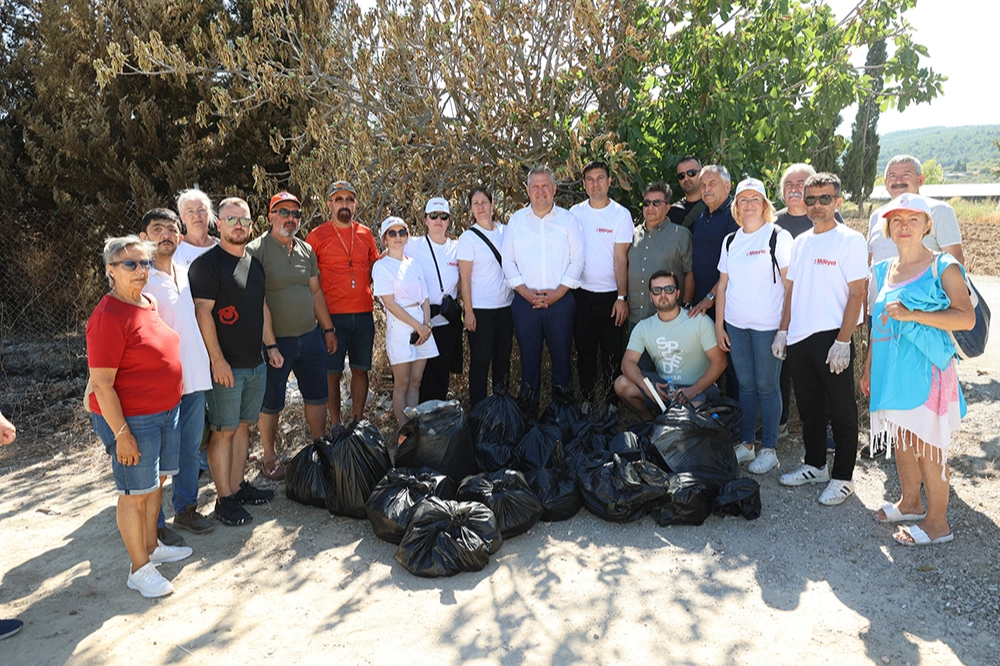 Urla'da anlamlı etkinlik: Ormanı Temizle Yangına Dur De