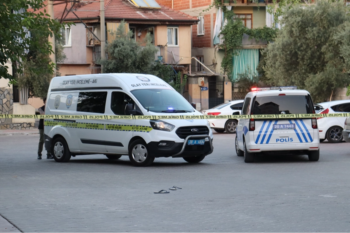 Denizli'de gençler arasındaki küfürleşme silahlı kavgaya dönüştü haberinin görseli