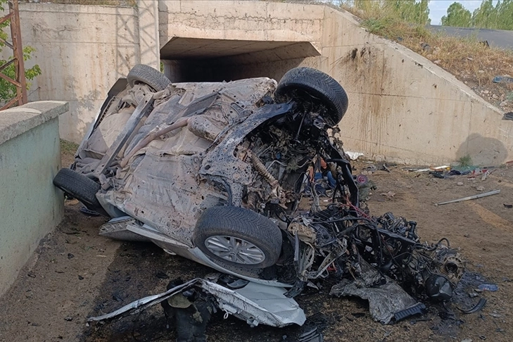 Erzurum'da feci kaza: Otomobilin menfezden düşmesi sonucu 3 kişi öldü, 4 kişi yaralandı