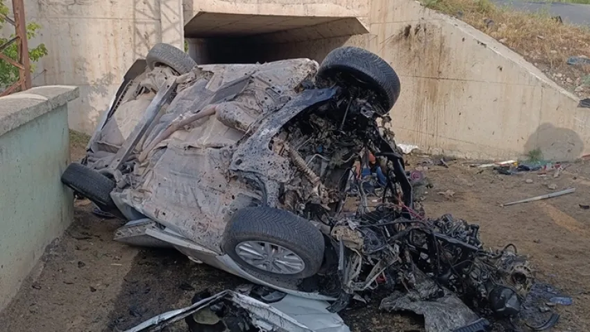 Erzurum'da feci kaza: Otomobilin menfezden düşmesi sonucu 3 kişi öldü, 4 kişi yaralandı haberinin görseli
