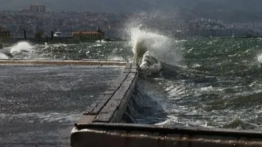 Fırtınamsı rüzgar Ege’den ayrılmıyor