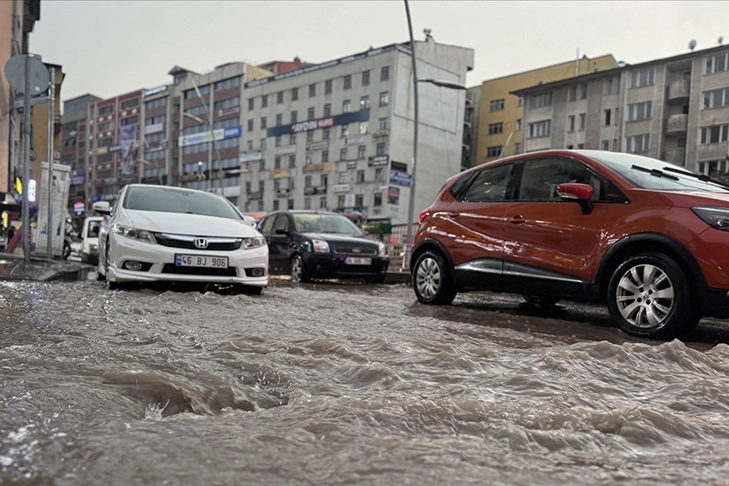 Kuzeydoğu dikkat: Kuvvetli sağanak yağış bekleniyor haberinin görseli