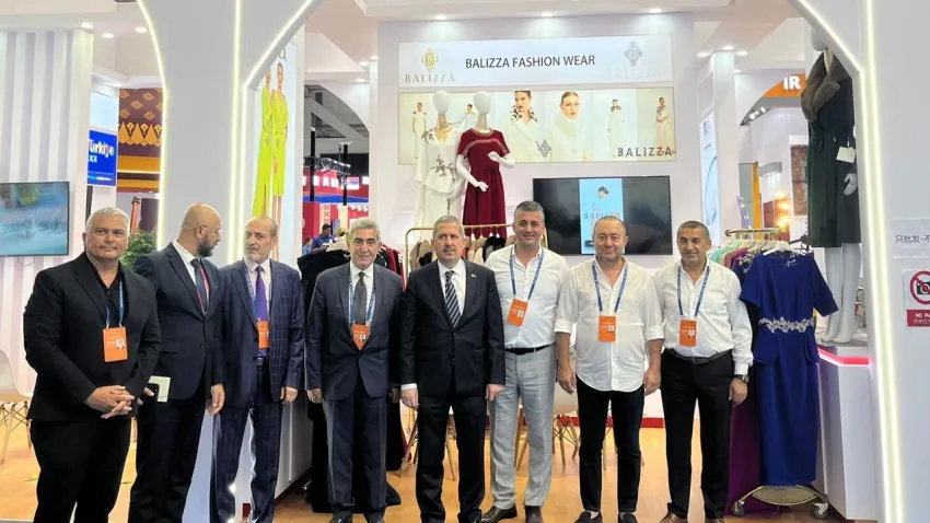 Türk ihracatçılar İpek Yolu’nun Batı’ya açılan kapısı Urumçi’de yeni işbirliklerine imza attı