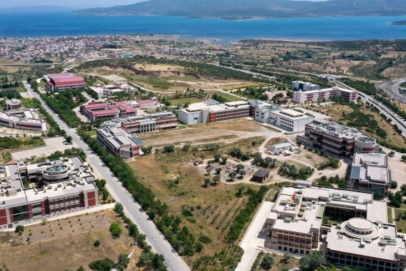 Yüksek Teknoloji öğretim üyesi arıyor