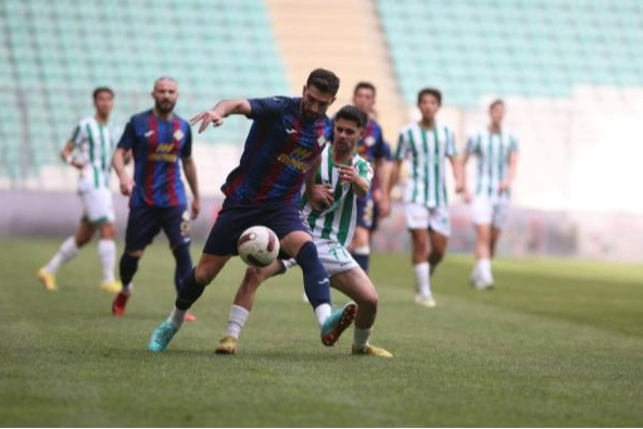 Bursaspor'a geri döndü! Taha Can Velioğlu kimdir, kaç yaşındadır? haberinin görseli