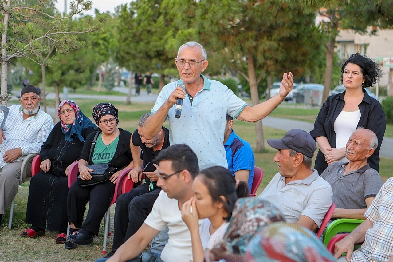 Bayraklı’da kentsel dönüşüm ofisleri açıldı