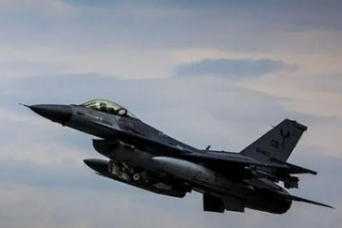 ABD-Türkiye arasındaki 23 milyar dolarlık F-16 sözleşmesinde azaltmaya gidildi