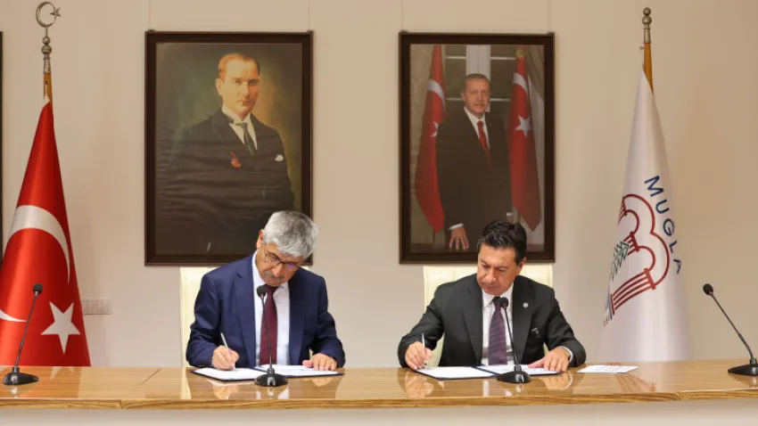 Büyükşehir Muğla Planlama Ajansı ve Üniversite İşbirliği için İmzaları Attı 