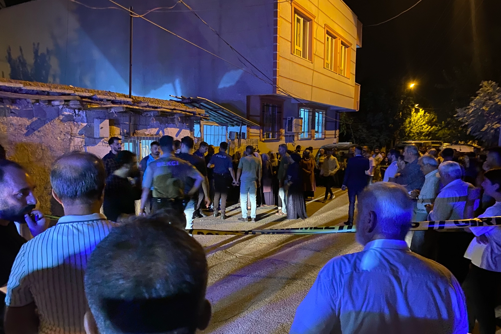 14 yaşındaki  kız  intihar etti!