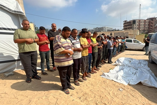 İsrail'in Gazze Şeridi'ne yönelik saldırılarında 10 Filistinli öldü