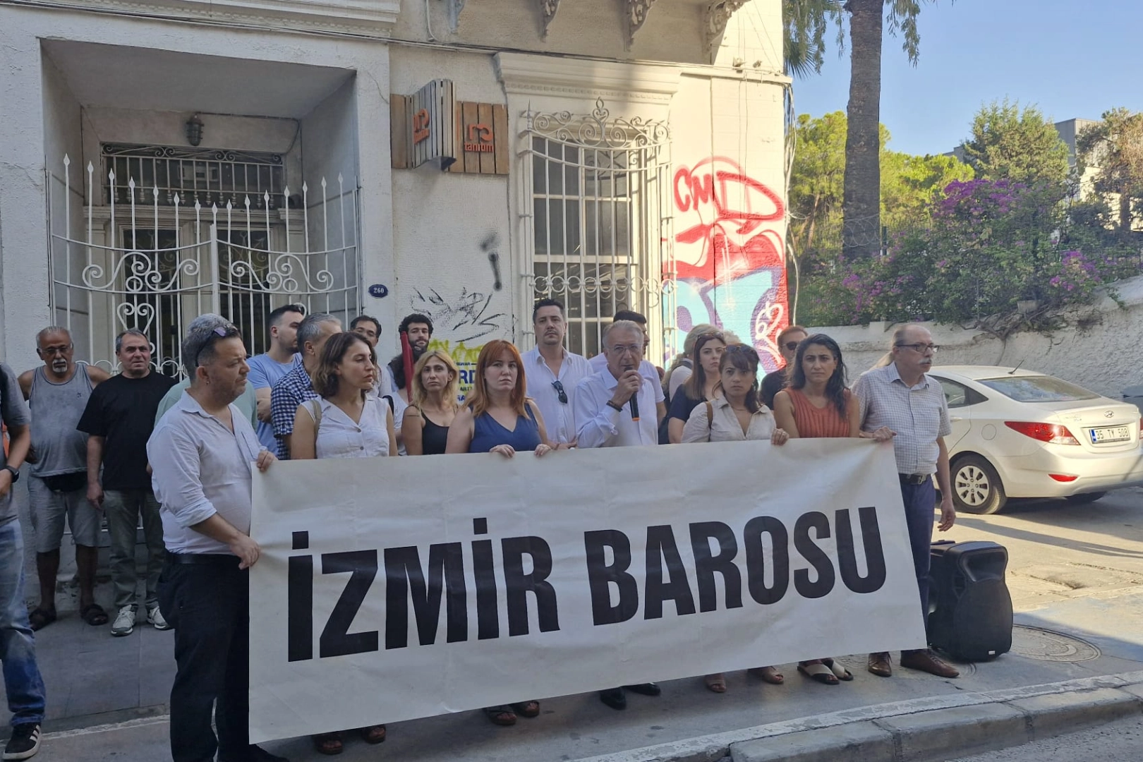 İzmir Barosu’ndan Deniz ve Öktemay için suç duyursu