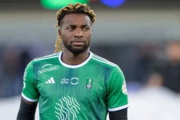 Yeni transfer yolda: Fenerbahçe, Allan Saint-Maximin'i açıkladı