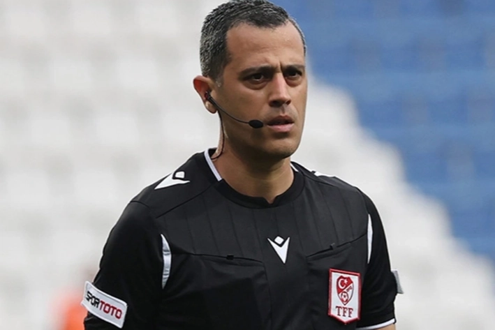 Hakemliği bırakan FIFA kokartlı Alper Ulusoy kimdir? haberinin görseli