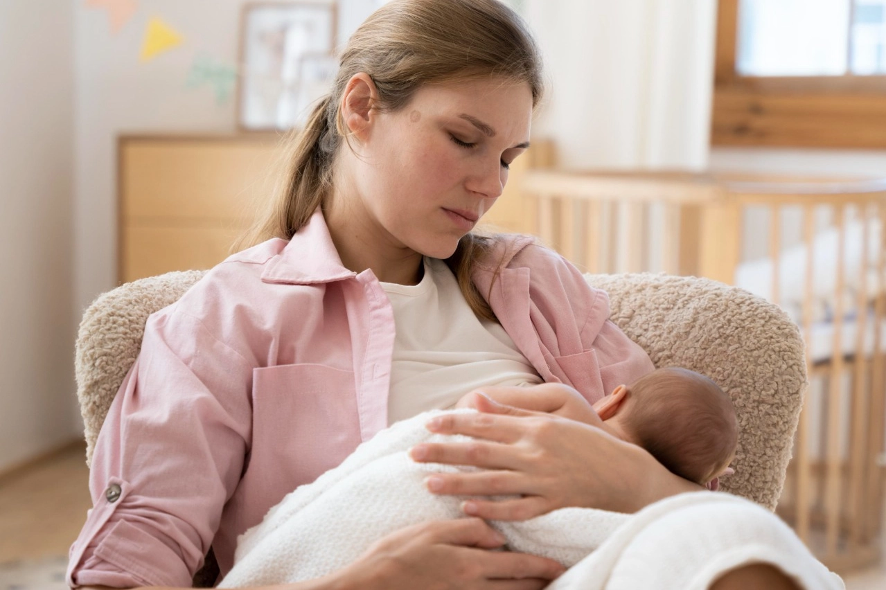 Lohusa nedir? Lohusalık döneminde annelere nasıl davranılmalı?