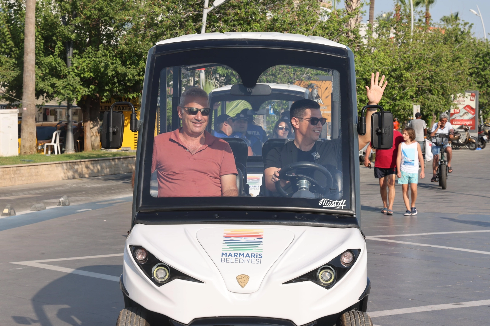 Yat limanı ‘Buggy’lere emanet haberinin görseli