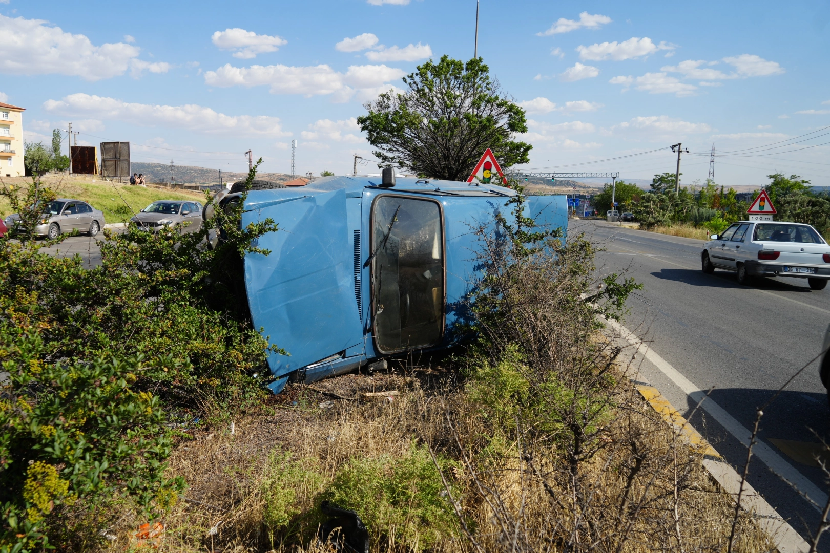Kırıkkale'de fec kaza: Tanker otomobili metrelerce sürükledi! 3 kişi şans eseri kurtuldu haberinin görseli