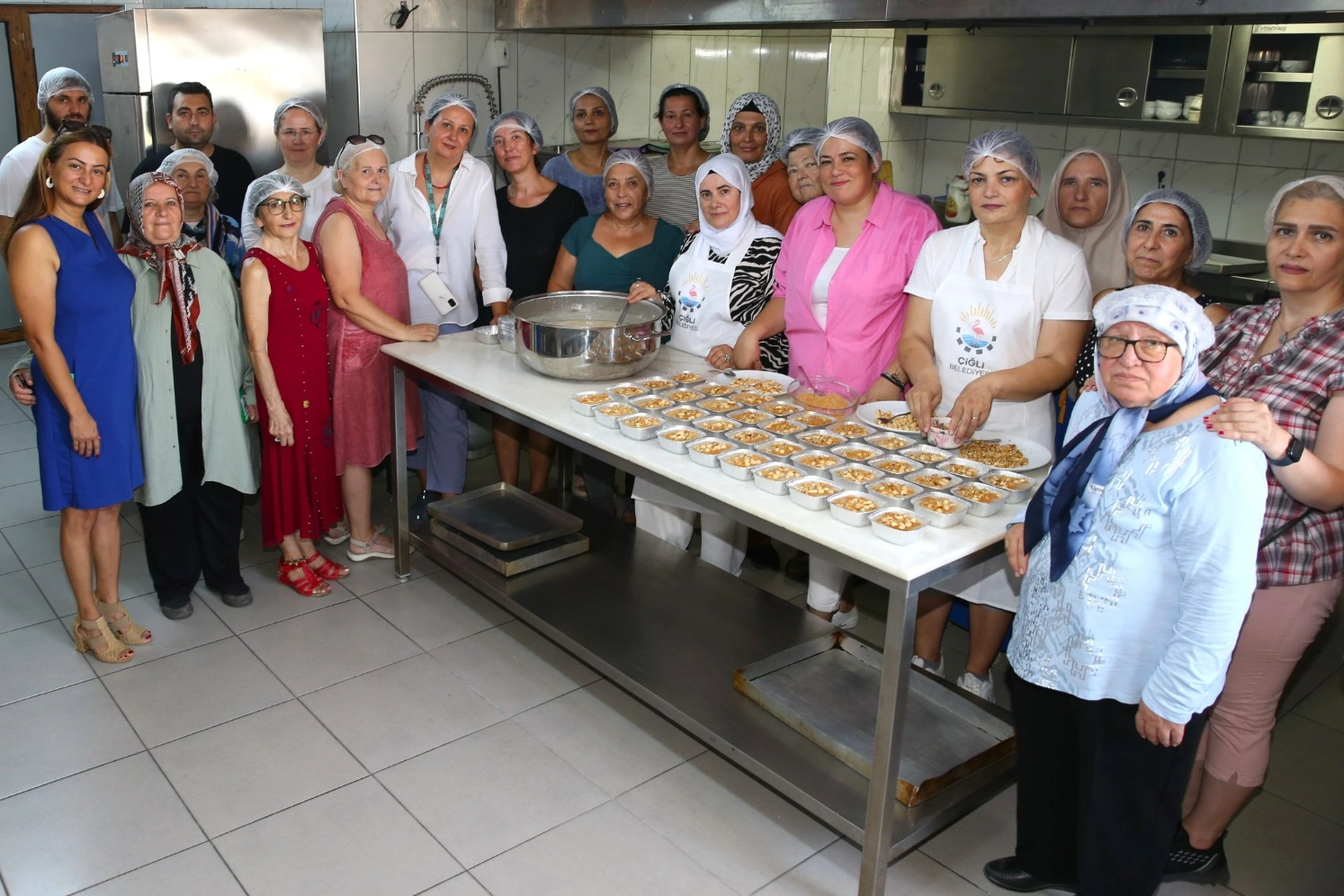 Çiğli Belediyesi Aşure Atölyesi düzenledi haberinin görseli