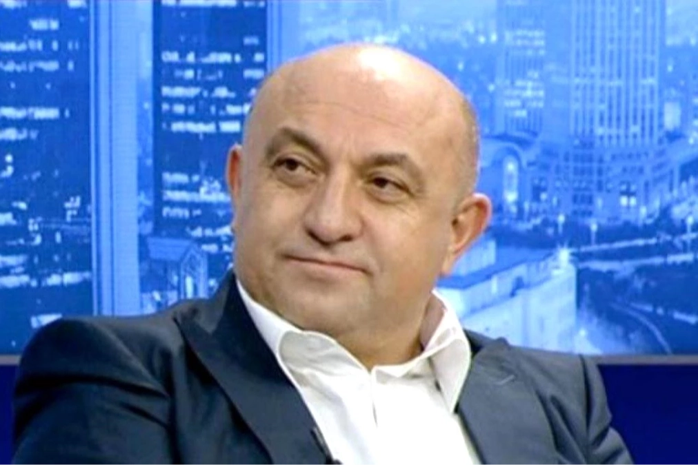 Sinan Engin kararını açıkladı: Beyaz Futbol’a devam edecek mi? haberinin görseli