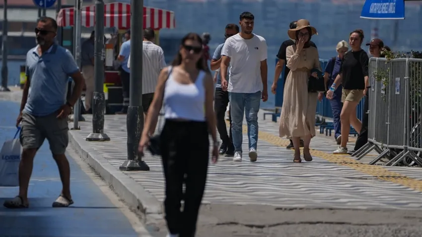 İzmir'de kavurucu sıcak
