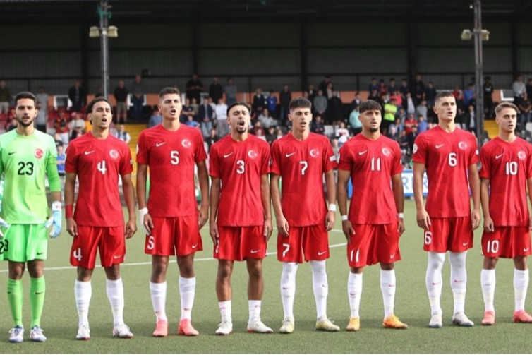 UEFA Avrupa U19 Şampiyonası: Türkiye: 3 - Danimarka: 3 haberinin görseli