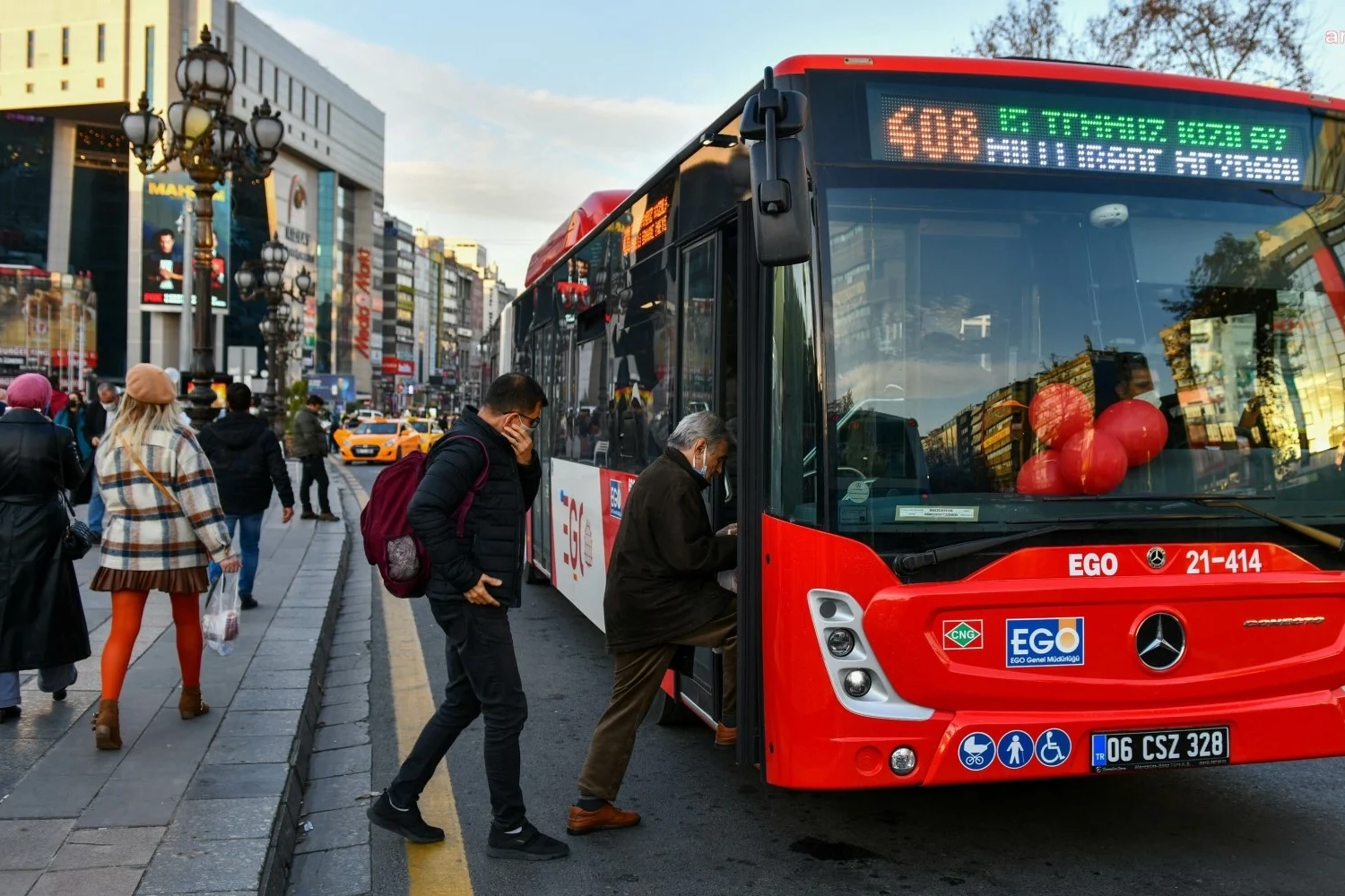 Ankara EGO otobüs, minibüs, metro ne kadar oldu? Ankara tam ve öğrenci ücreti ne kadar?