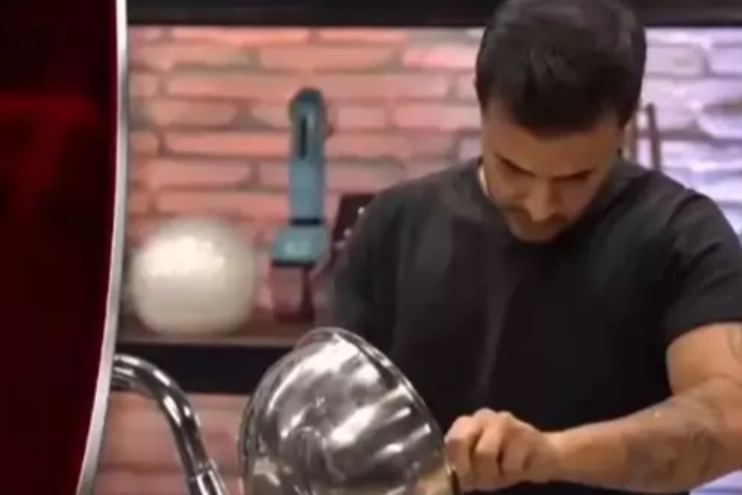 MasterChef  Semih kimdir? 2024 MasterChef yarışmacısı Semih Can Temiz nereli ve kaç yaşında? haberinin görseli