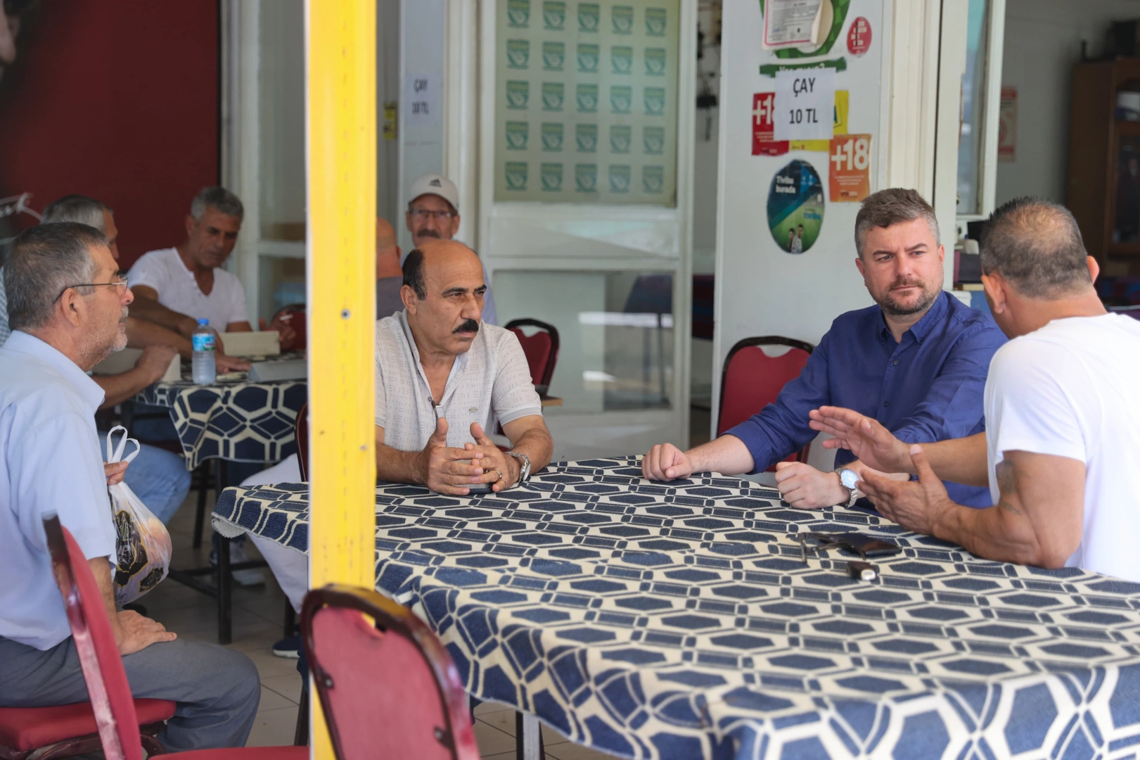 Başkan Görkem Duman, sokağın nabzını tutuyor haberinin görseli