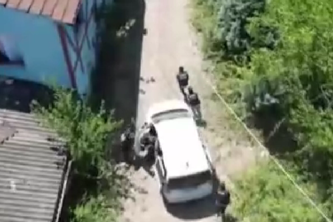 Zehir tacilerine ağır darbe: 1 tondan fazla yasaklı madde ele geçirildi haberinin görseli
