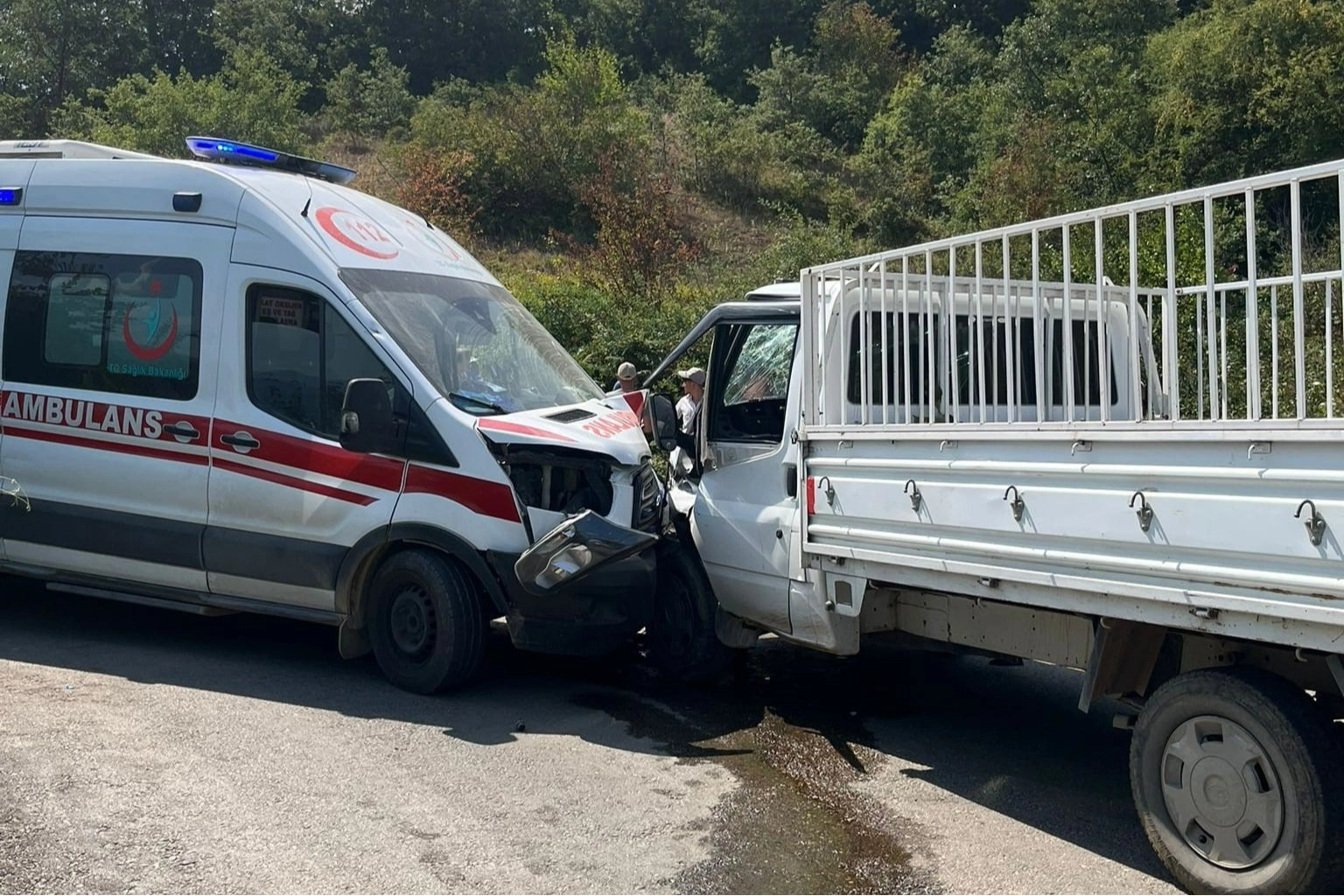 Bursa'da feci kaza: Çok sayıda yaralı var!