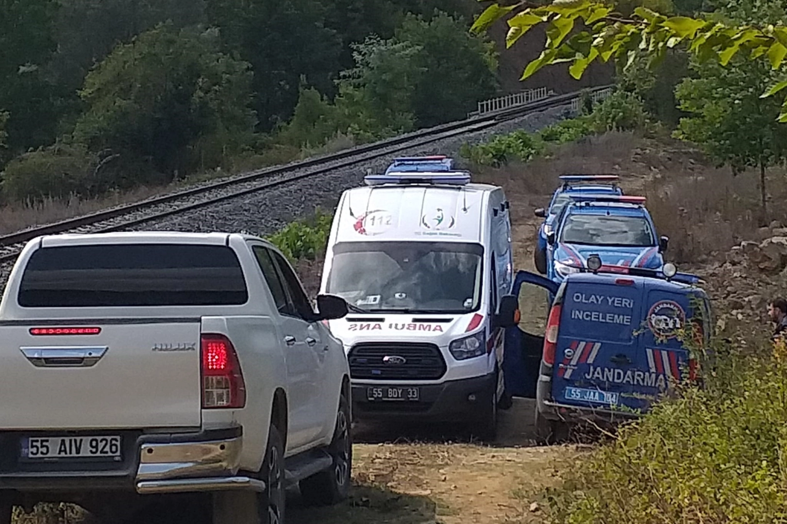 Samsun'da bir genç ağaca asılı halde bulundu