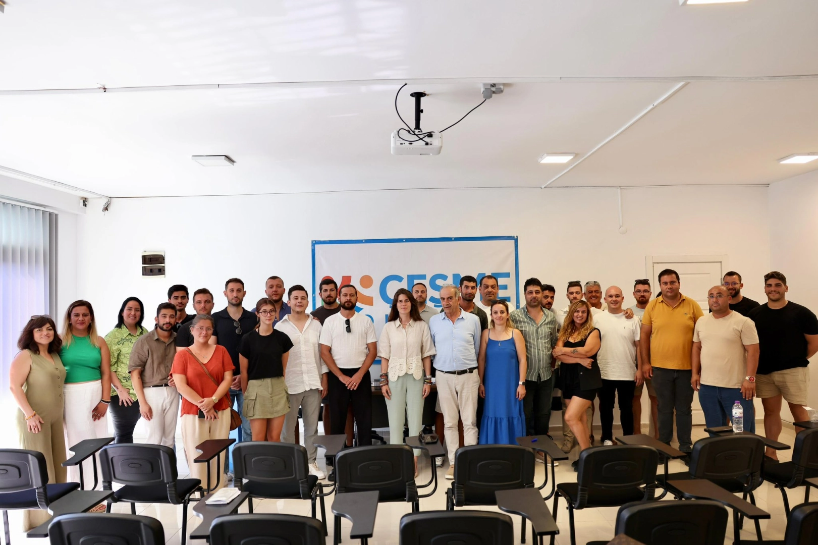 Lal Denizli Çeşme için gençlikten faydalanacak haberinin görseli