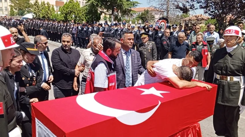 Şehit Piyade Astsubay Çavuş Habip Murat Alp'e son veda haberinin görseli