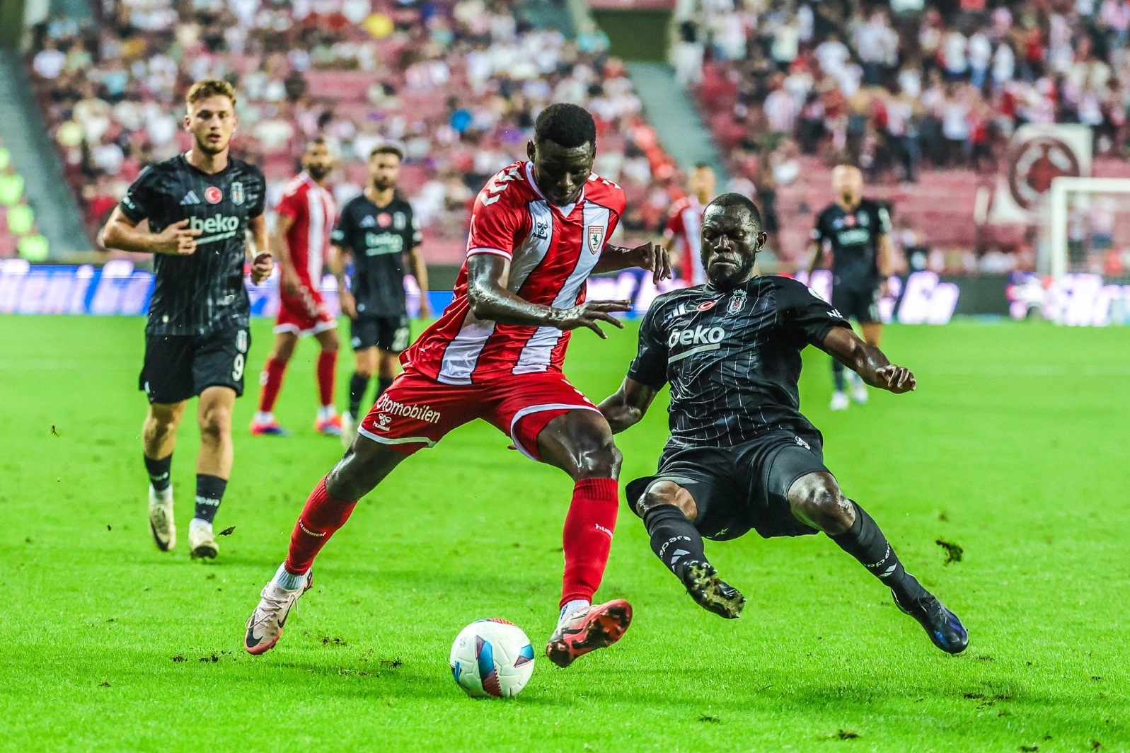 Beşiktaş, sezona hızlı başladı: Samsunspor'u deplasmanda 2-0'la geçti!