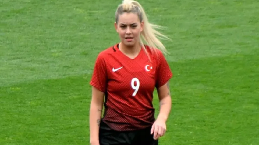 aycan yanaç kimdir