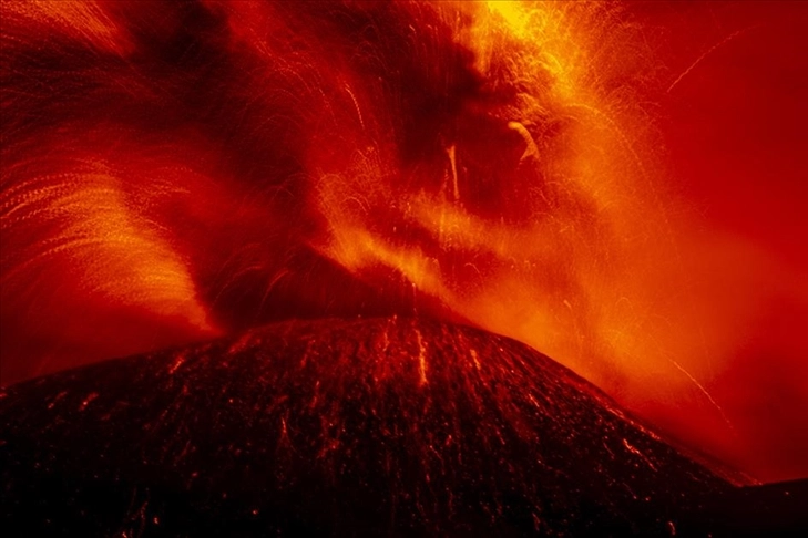 Etna Yanardağı nerede? Etna Yanardağı Türkiye’ye yakın mı? haberinin görseli