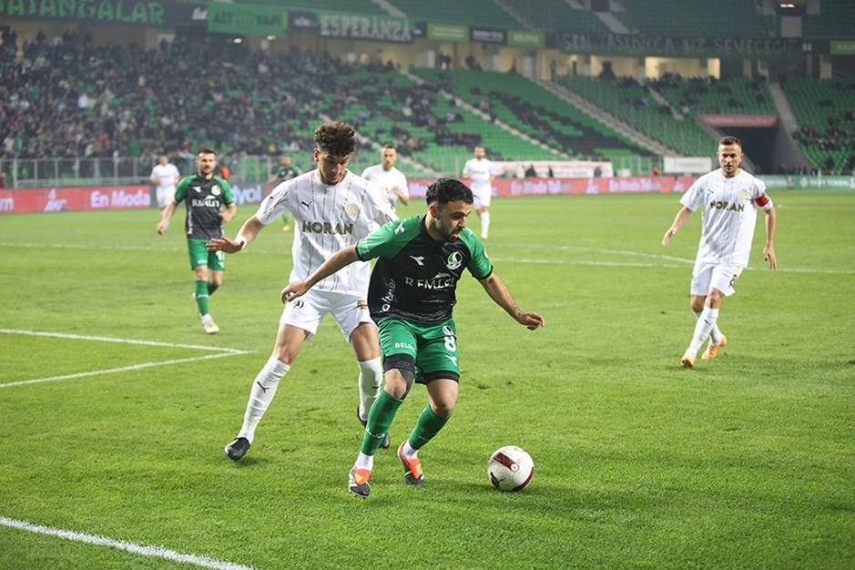 Manisa FK-Sakaryaspor maçı ne zaman ve nerede oynanacak? Manisa FK-Sakaryaspor maçı hangi kanalda?