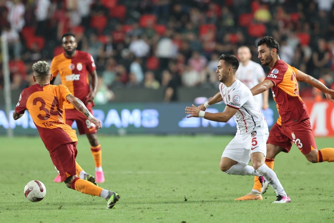 Son dakika: Galatasaray- Gaziantep FK maçı ertelendi mi? Galatasaray- Gaziantep maçı neden ertelendi?