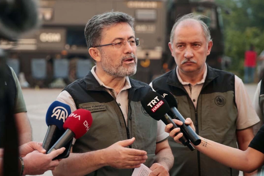 İbrahim Yumaklı: Endişeye sevk edecek herhangi bir yangın yok haberinin görseli