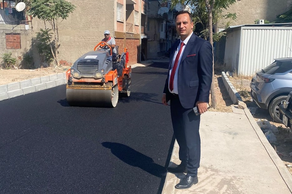 Bornova’da o duvar yıkıldı sokak caddeye açıldı