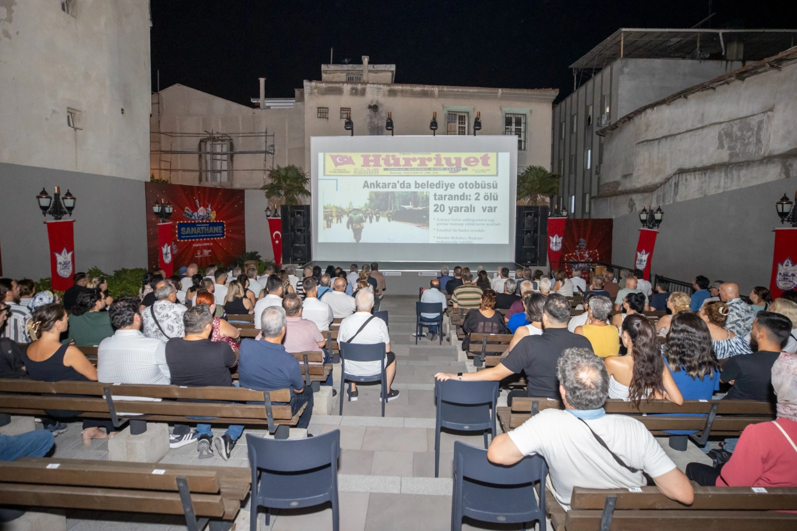 Konak’ta şölen sürüyor: Sanathane bu hafta da dopdolu