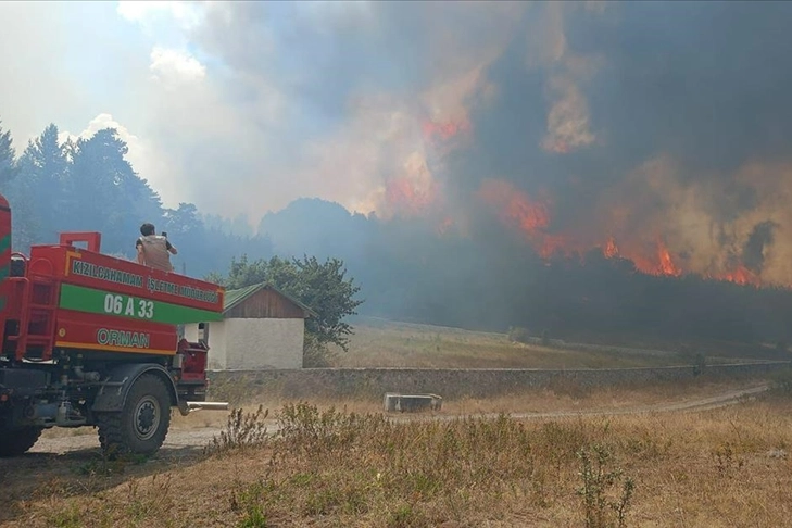 Ankara’daki yangın Bolu’ya sıçradı