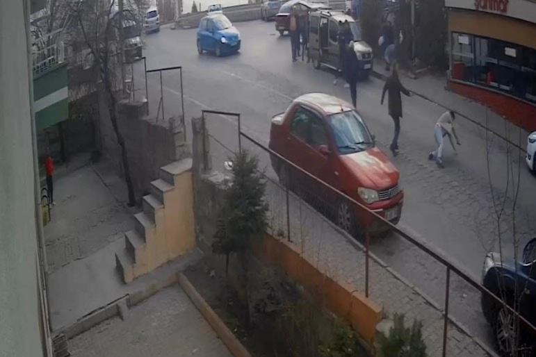 Dayak yediği eniştesine acımadı... Araç ile üzerinden geçti haberinin görseli