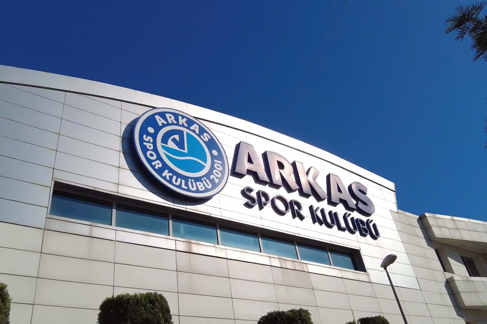 Arkas Spor, transfer atağında: Kimler kadroya dahil oldu?