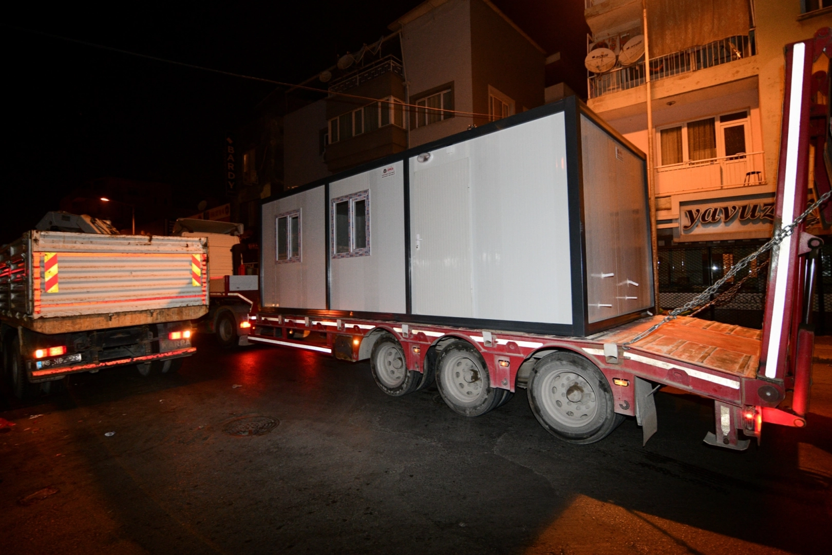 Bornova’da kaldırım işgaline son: Zabıta karakolu kuruldu