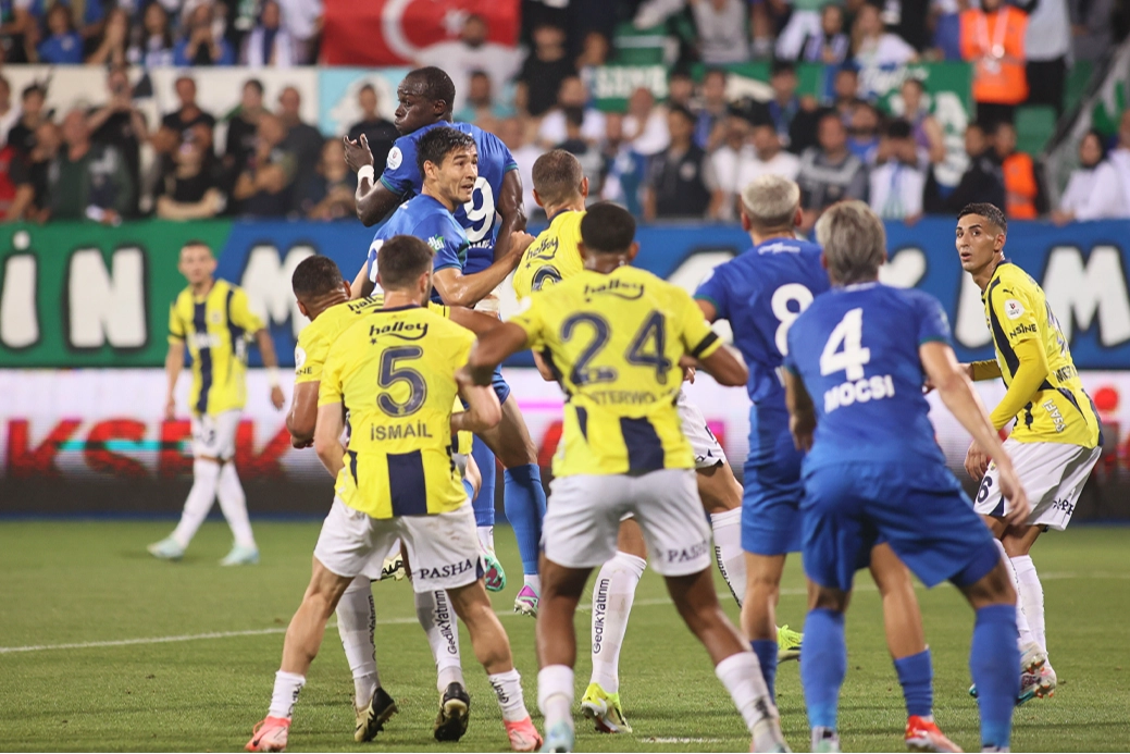 Fenerbahçe'den Rize'de gol yağmuru