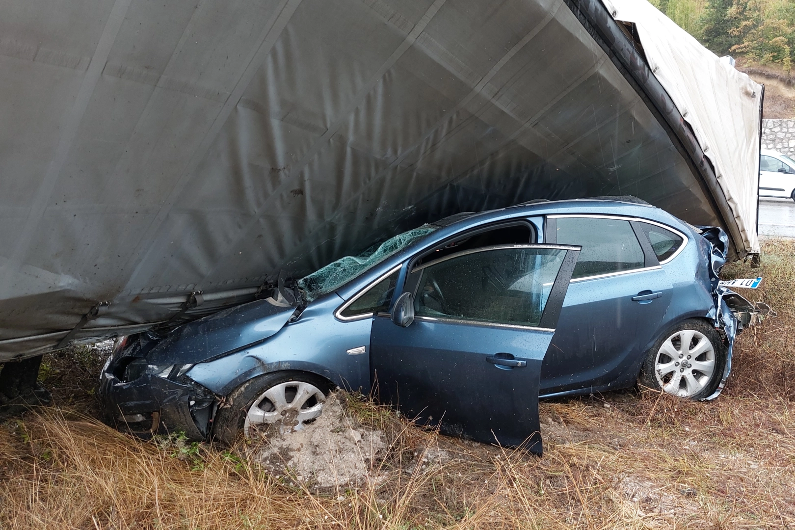Samsun'daki sel kaynaklı kaza 3 kişinin ölümüne sebep oldu haberinin görseli