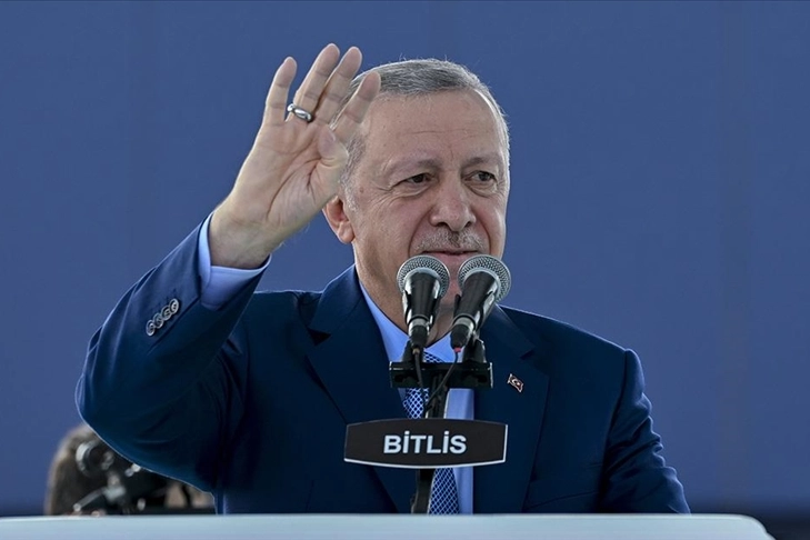 Cumhurbaşkanı Erdoğan: Düne kadar terör yuvası olan Gabar Dağı'nda petrol rezervlerinden birini çıkarıyoruz haberinin görseli