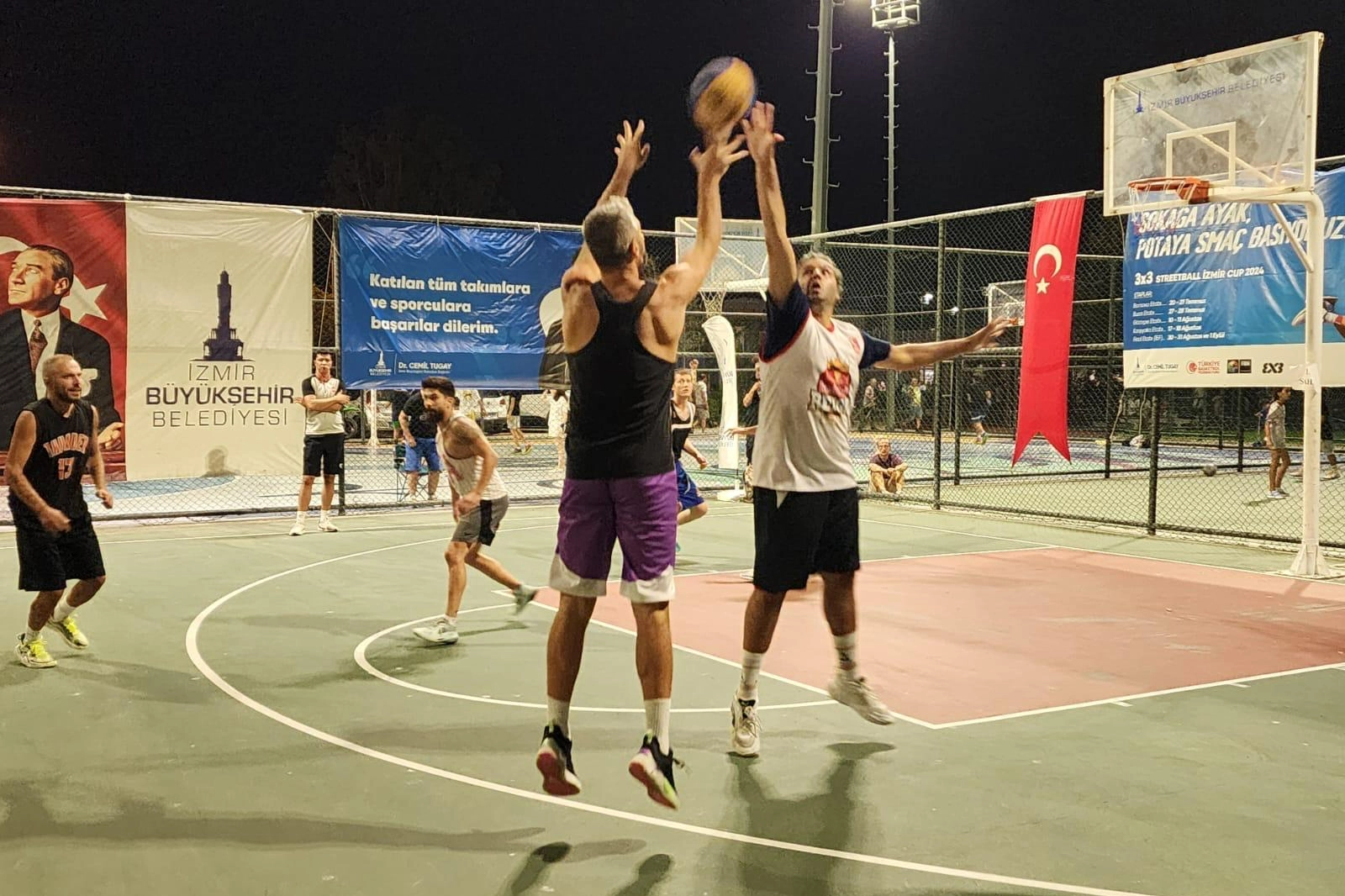 3x3 Streetball İzmir Cup 2024’ün şampiyonu İEF'te belli olacak