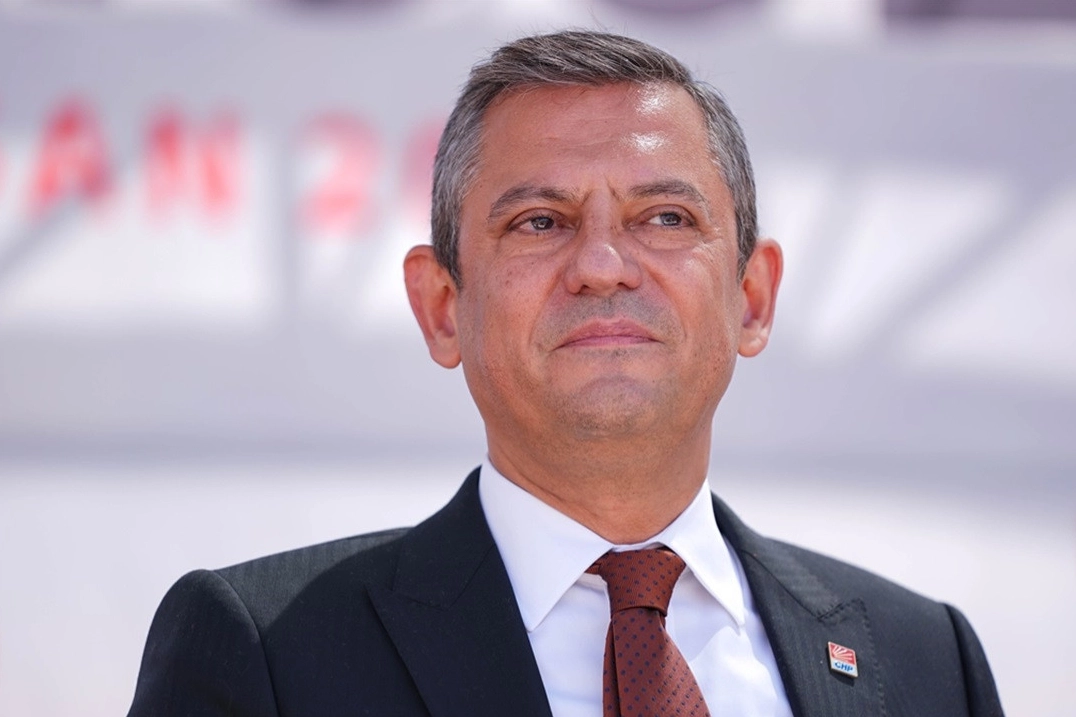 Özgür Özel Dikili'ye gelecek! haberinin görseli
