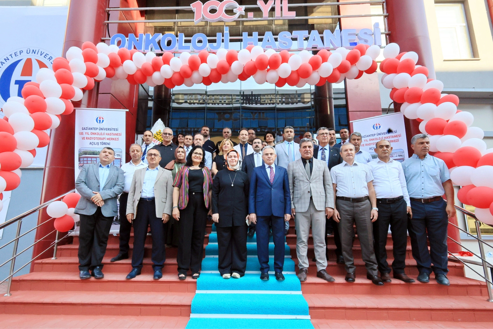 GAÜN 100. yıl Onkoloji Hastanesi ve Radyoterapi Merkezi açıldı